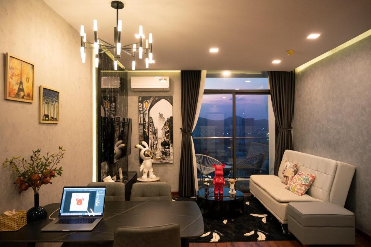 Bearbrick Homestay Near Beach, Csj Tower Apartment Vung Tau Kültér fotó