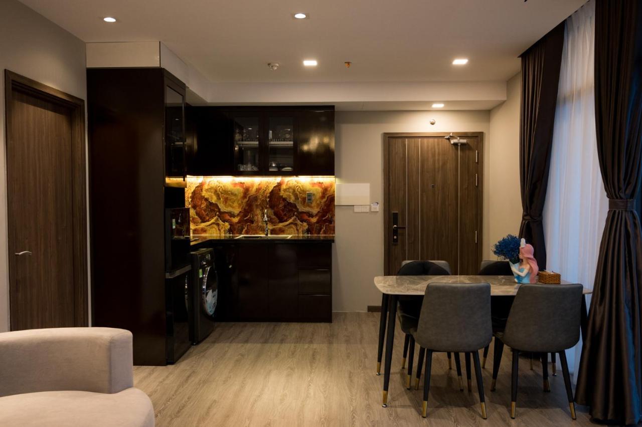 Bearbrick Homestay Near Beach, Csj Tower Apartment Vung Tau Kültér fotó